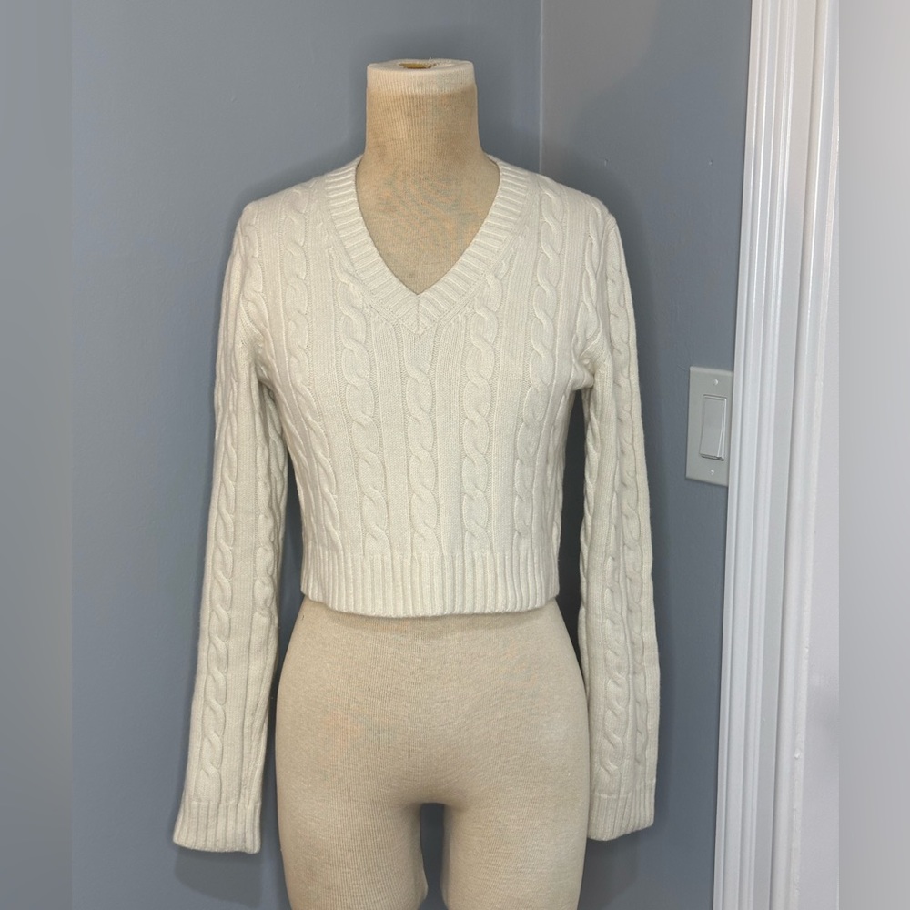 Aritzia Sunday Best Moss Sweater
